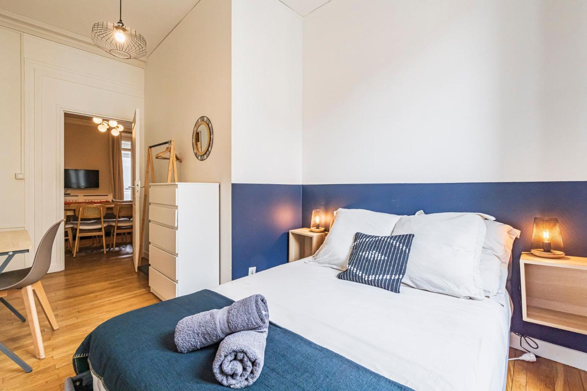 L'Haussmannien - Spacieux 4 Chambres - Centre - Gare Реймс Экстерьер фото