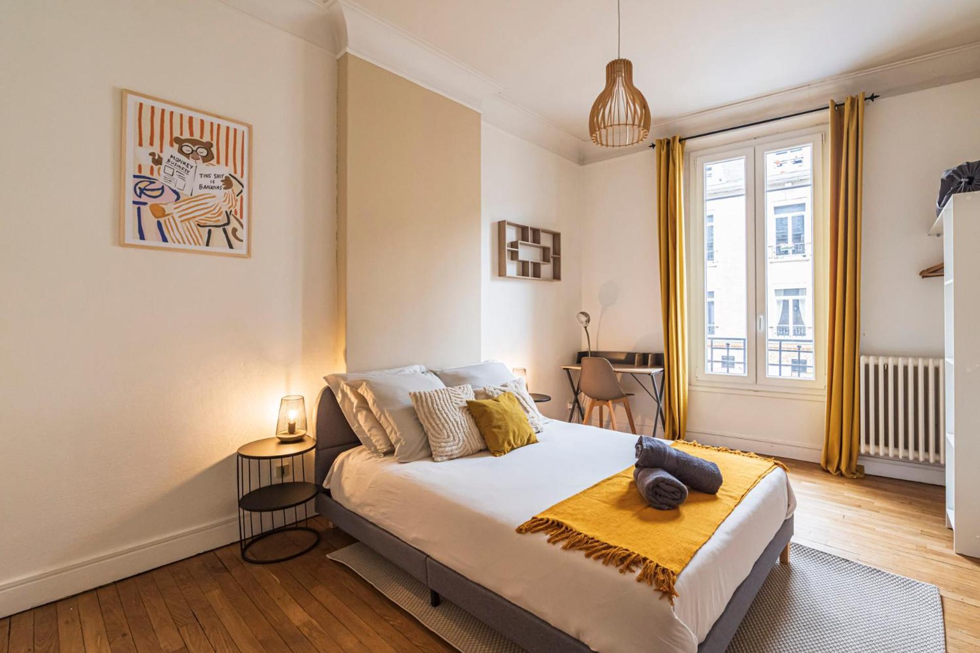L'Haussmannien - Spacieux 4 Chambres - Centre - Gare Реймс Экстерьер фото